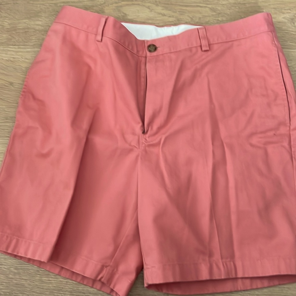 EUC LL Bean men’s shorts